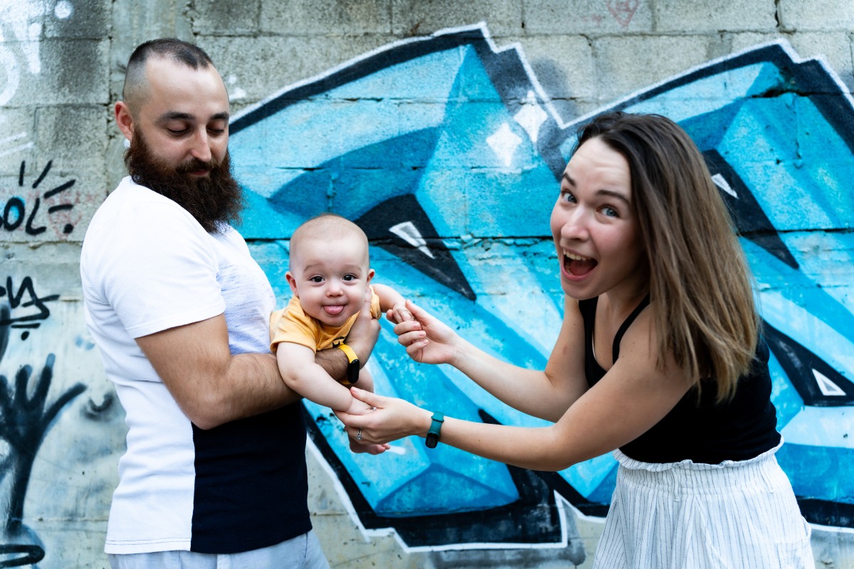 צילומי משפחה מגניבים על קירות רפיטי